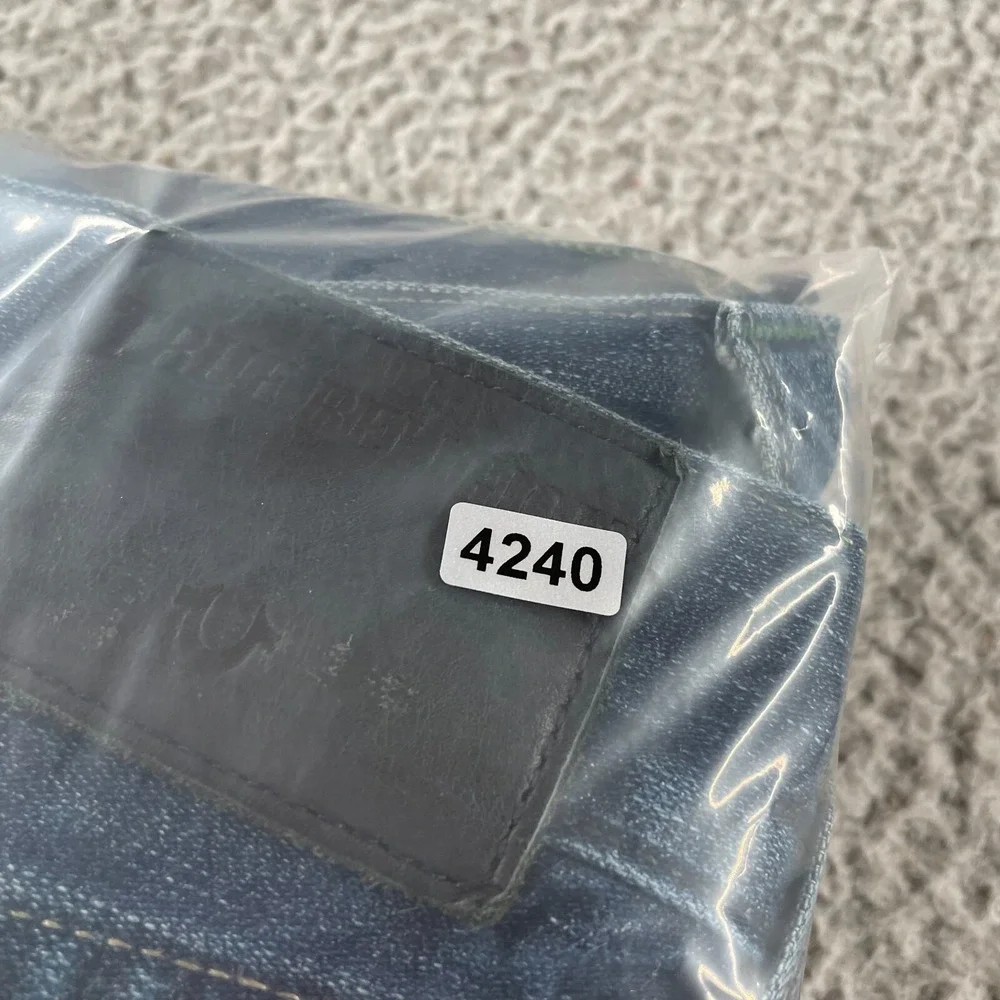 True Religion Men's Geno Flap SE Jeans Denim Blue Wash Size 34 Relax Slim Distre